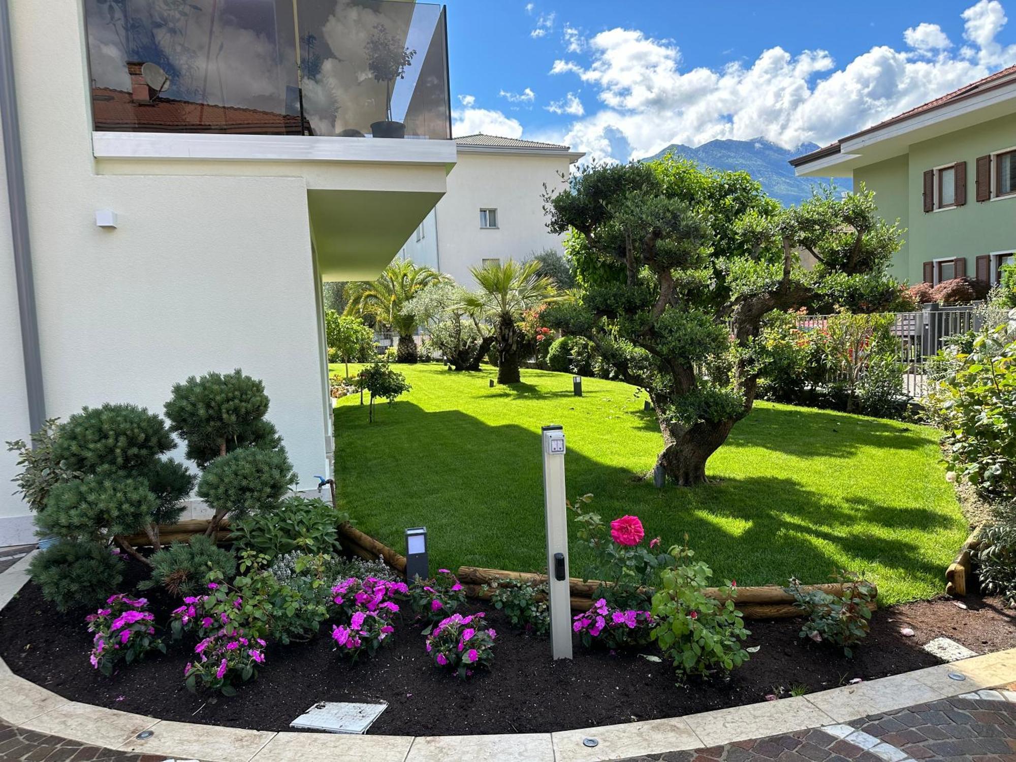 Residence Villa Dalila - Appartamento Dalila Riva del Garda Exterior photo